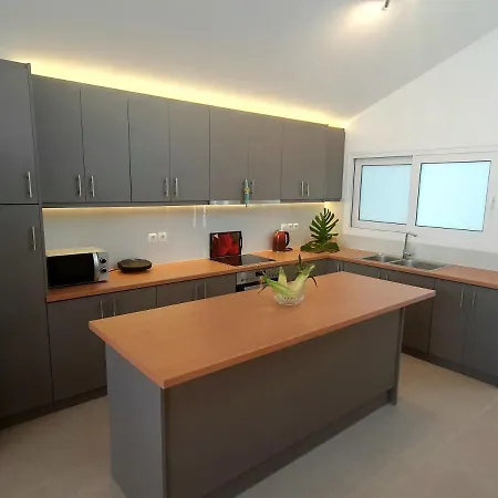 Apollon 公寓 阿尔戈斯托利翁